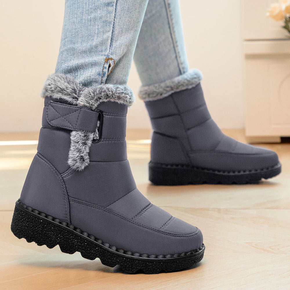 Calvisse | Women's Waterproof Winter Snow Boots - Navy - Image 2
