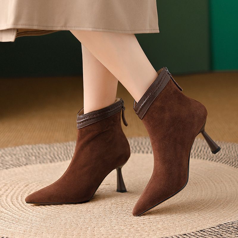 Vesparra | Women's Pointed Toe Ankle Boots - Black - Image 2